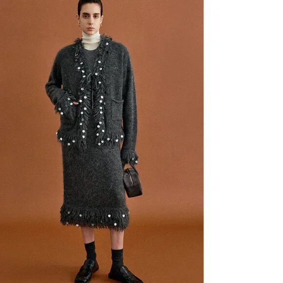 CHICJOC Mohair Wool Yarn cardigan with Hand-made Beaded Sequins - Picture 4 of 10